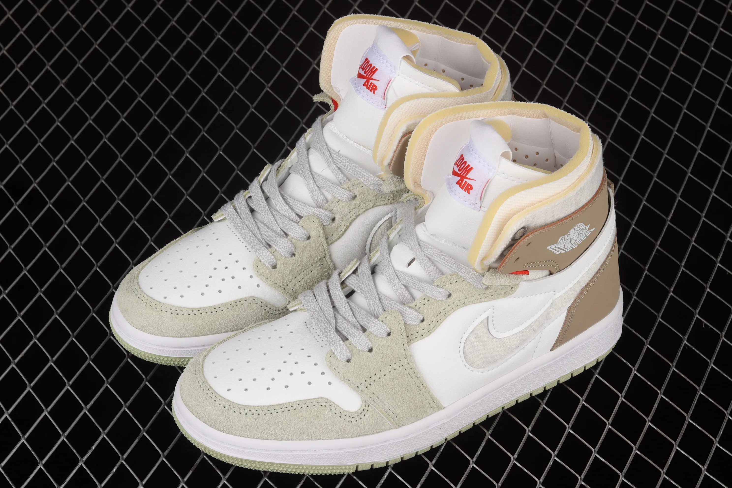 All categories Air Jordan Jordan series basketball shoes Air Jordan 1 High Air Jordan 1 Zoom Air CMFT AJ1 Joe 1 Milk Brown CT0979-102